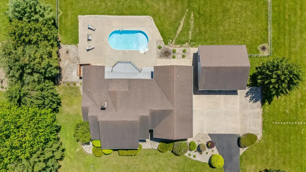 3740 Buffalo Road Bertrand Township MI 49120