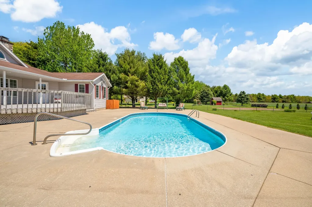 3740 Buffalo Road Bertrand Township MI 49120