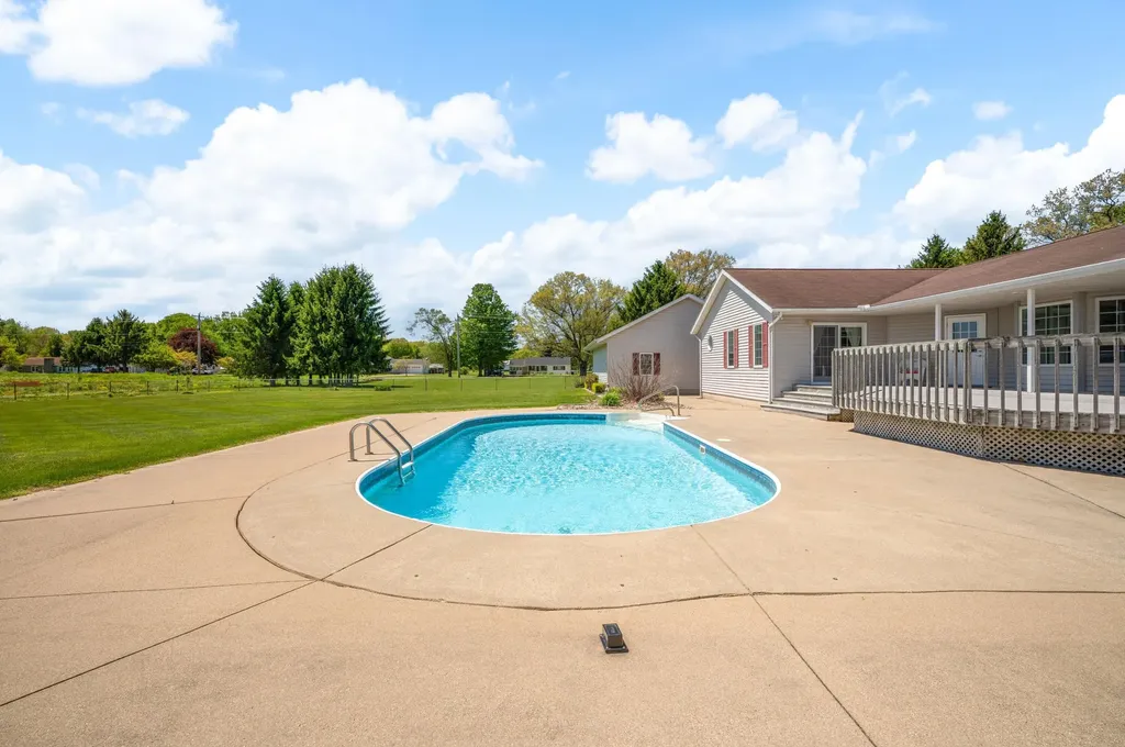 3740 Buffalo Road Bertrand Township MI 49120