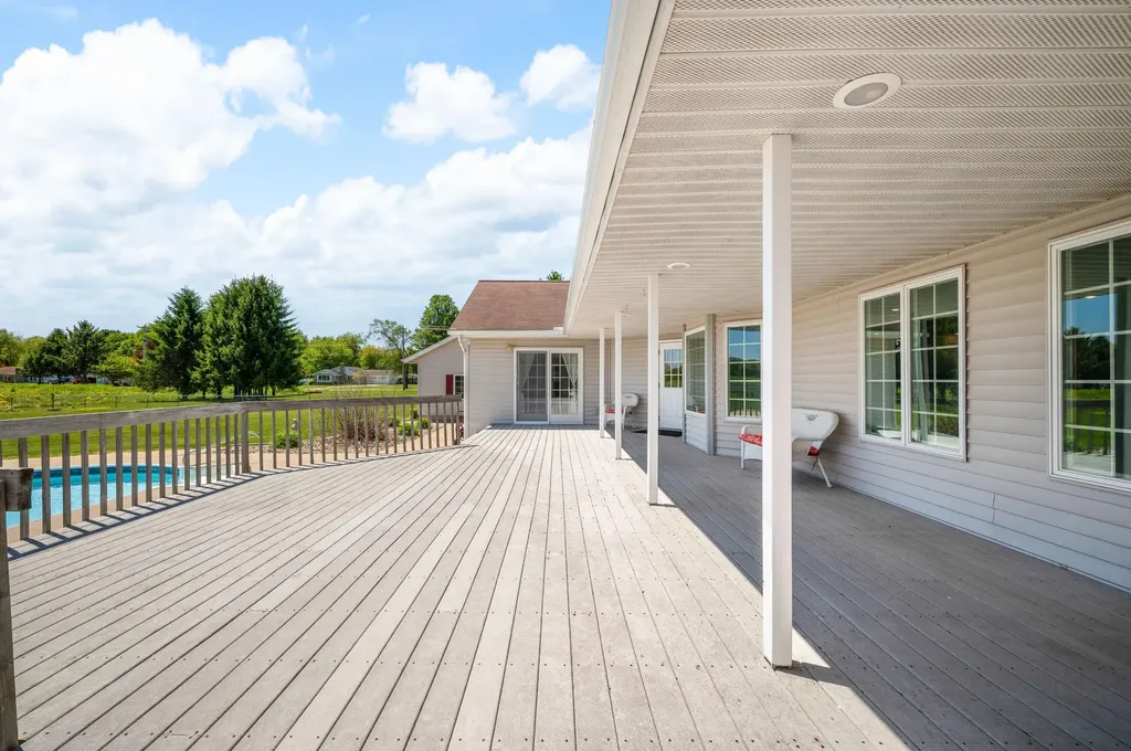 3740 Buffalo Road Bertrand Township MI 49120