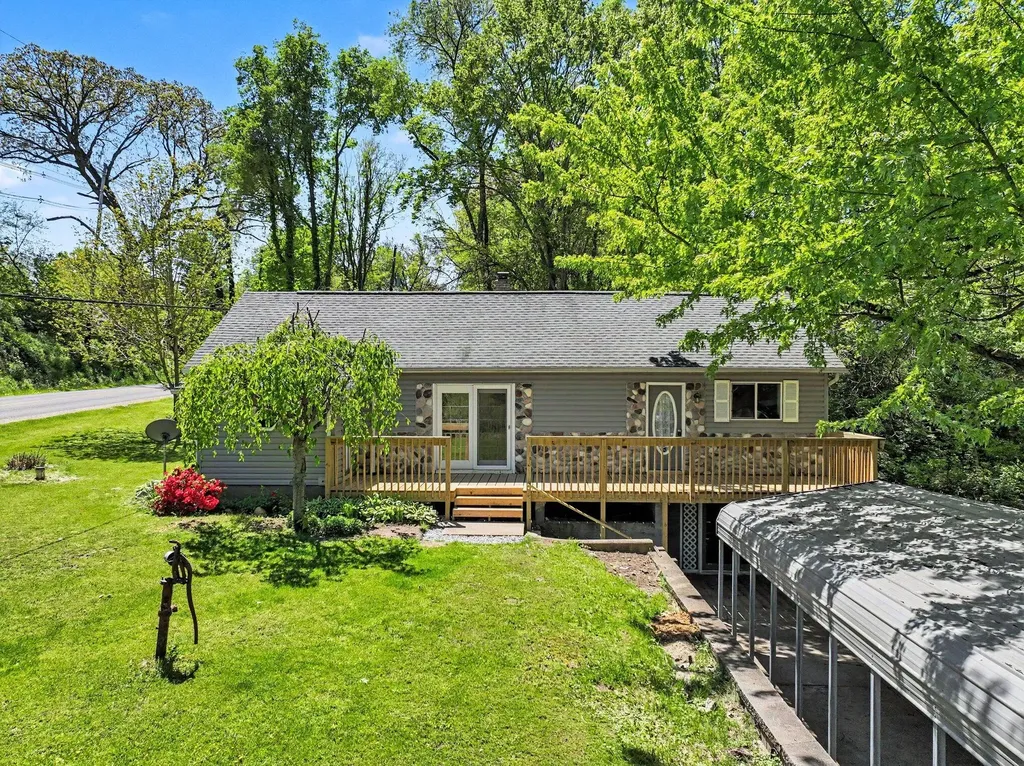 310 S Philip Road Niles Township MI 49120