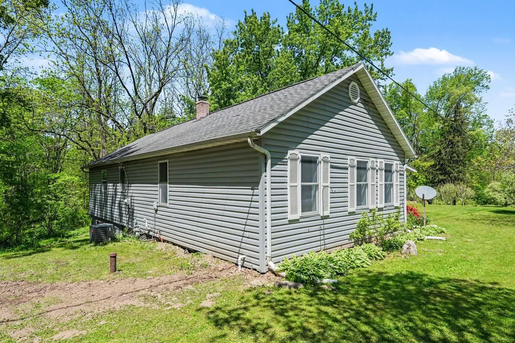 310 S Philip Road Niles Township MI 49120
