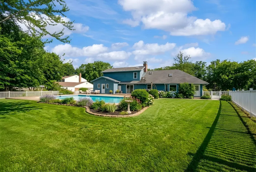 3140 Bluffwood Place St. Joseph Charter Township MI 49085