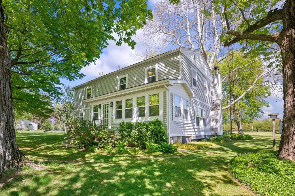 8498 Lake Road Berrien Township MI 49102