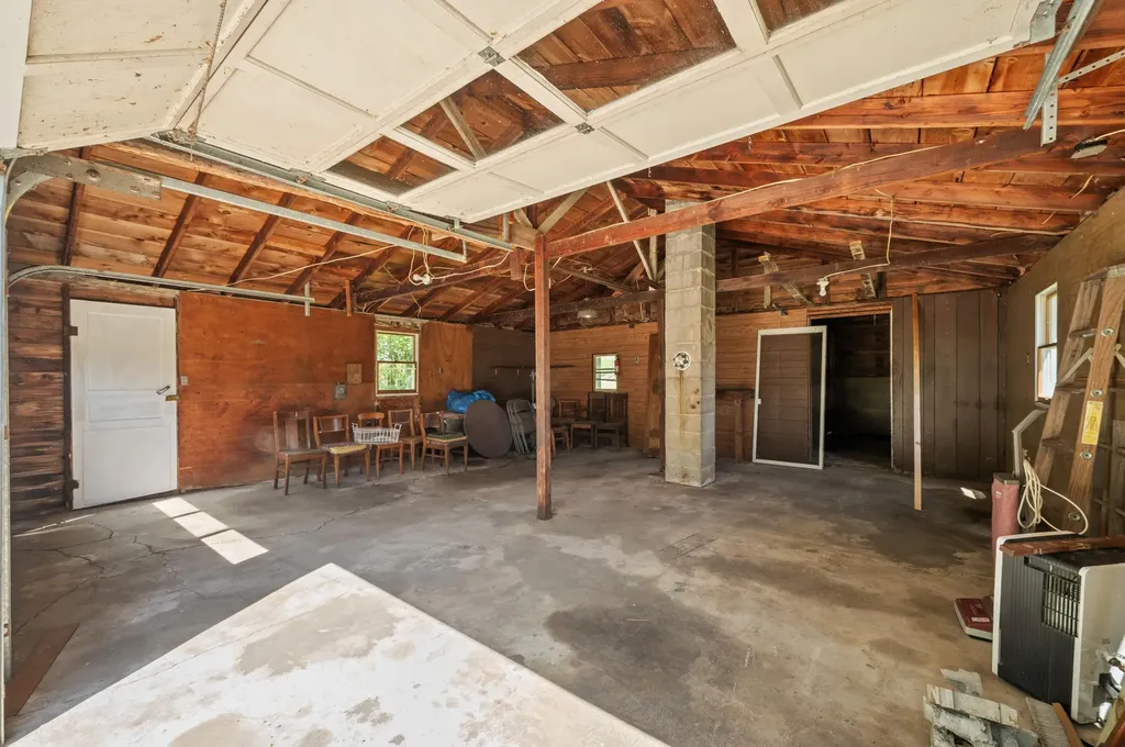 8498 Lake Road Berrien Township MI 49102