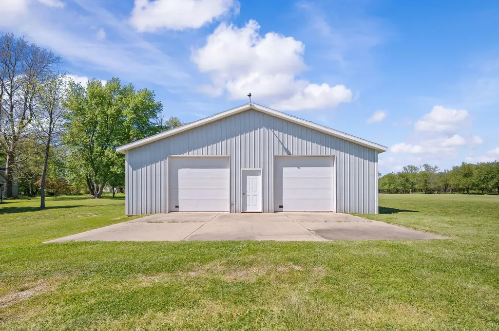 8498 Lake Road Berrien Township MI 49102