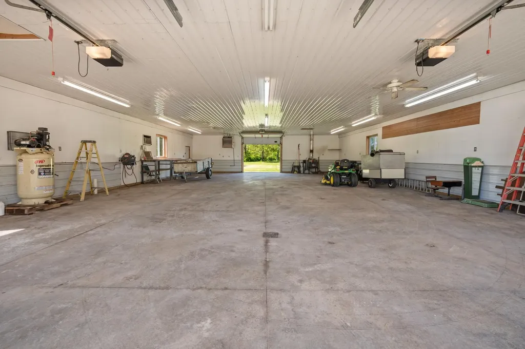 8498 Lake Road Berrien Township MI 49102