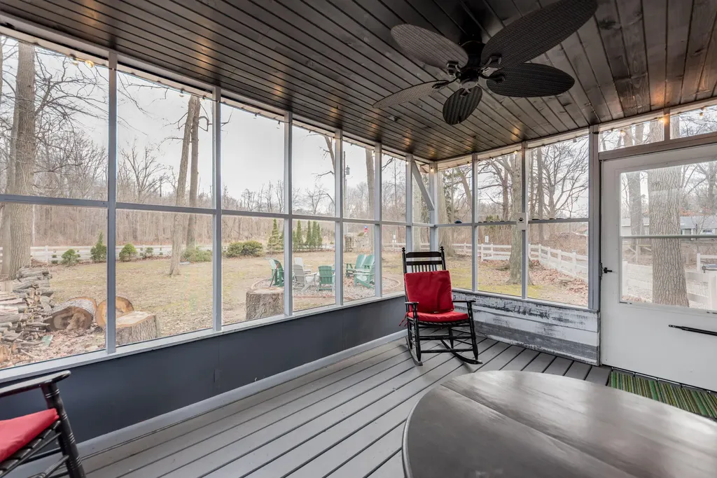 9177 Shady Lane Chikaming Township MI 49116