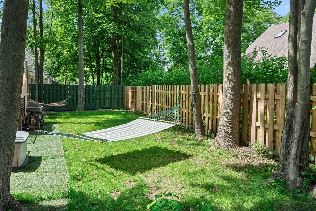 9177 Shady Lane Chikaming Township MI 49116