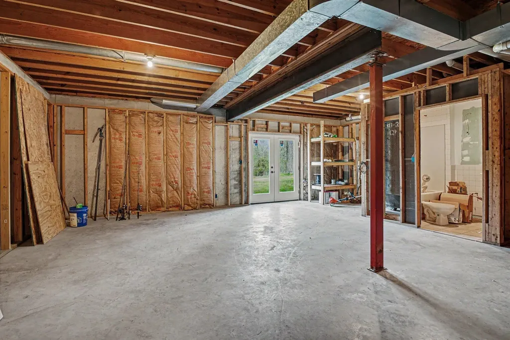 28810 Coulter Street Howard Township MI 49112