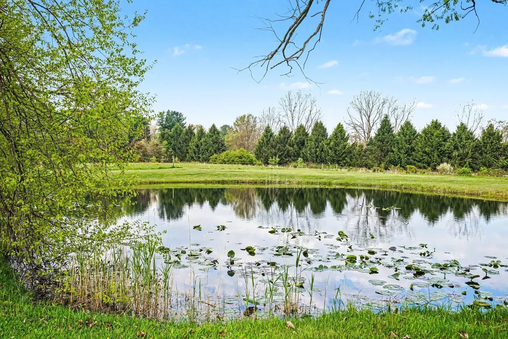 28810 Coulter Street Howard Township MI 49112