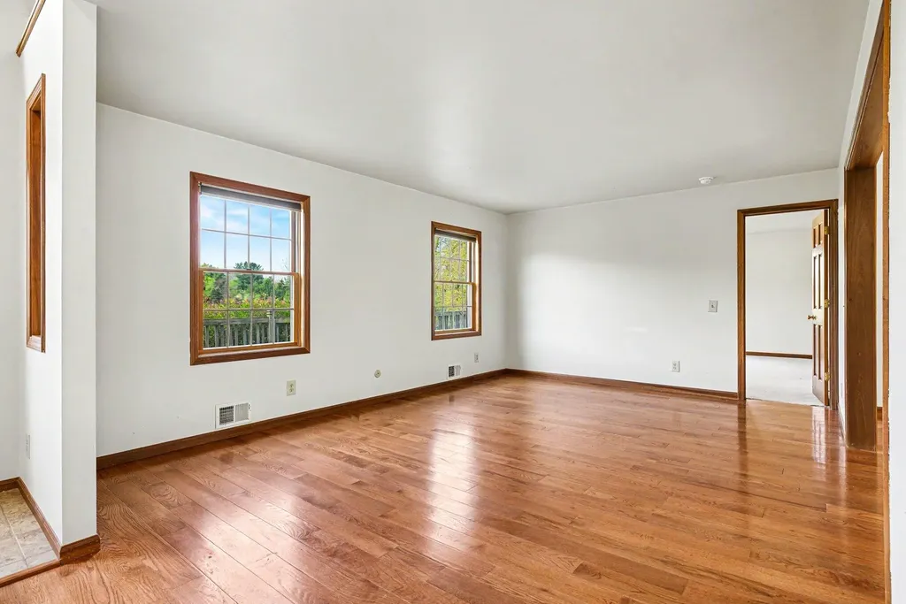 28810 Coulter Street Howard Township MI 49112