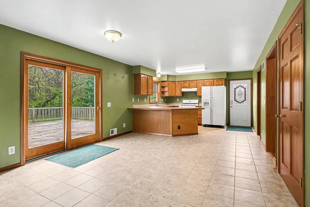 28810 Coulter Street Howard Township MI 49112