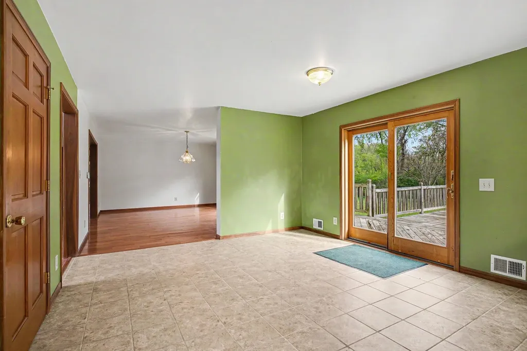 28810 Coulter Street Howard Township MI 49112