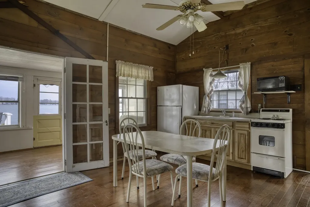 50479 Delling Drive Silver Creek Township MI 49047