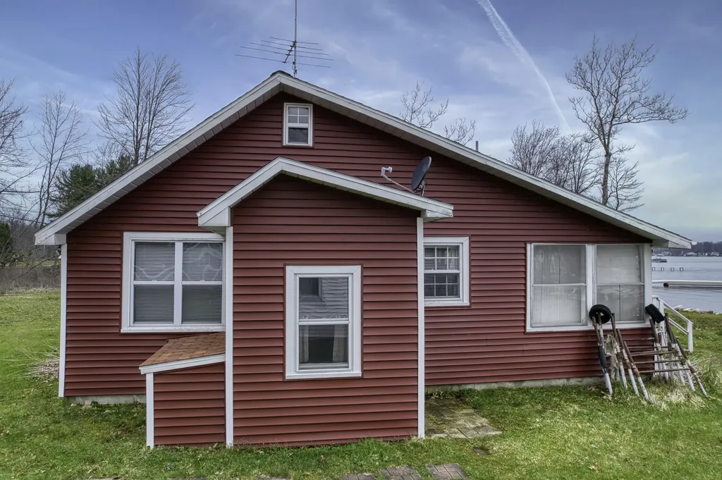 50479 Delling Drive Silver Creek Township MI 49047