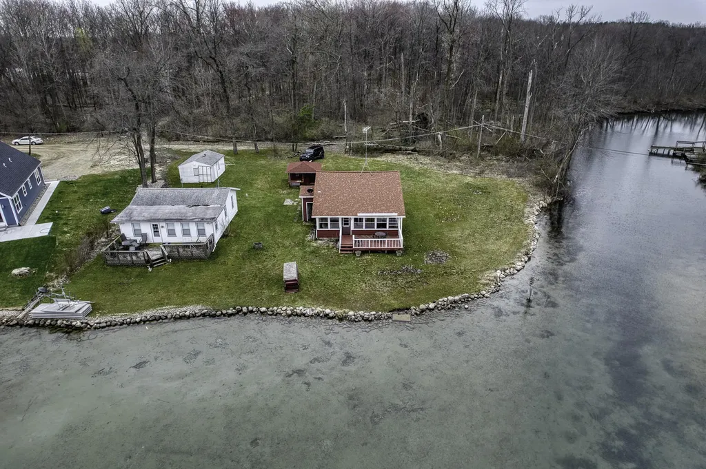 50479 Delling Drive Silver Creek Township MI 49047