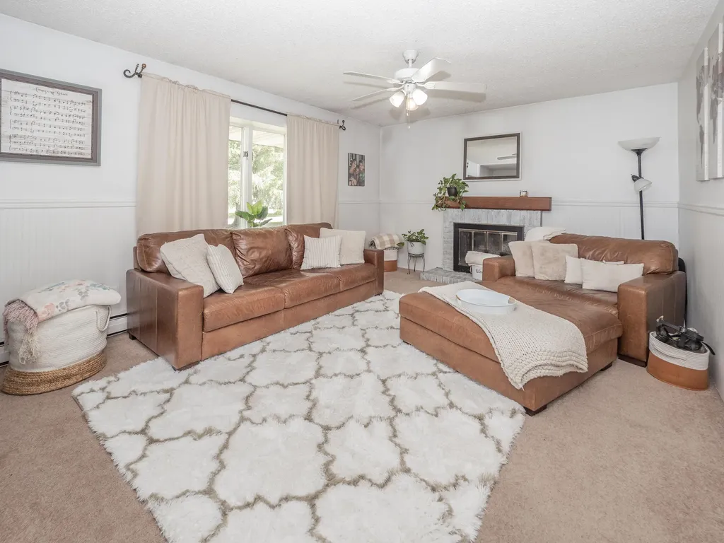 45523 Eleanor Drive Decatur Township MI 49045