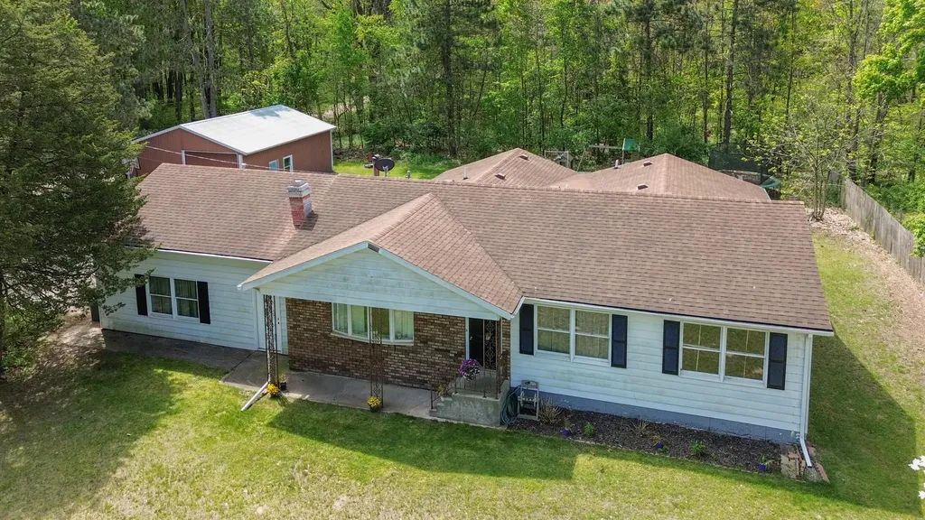 45523 Eleanor Drive Decatur Township MI 49045