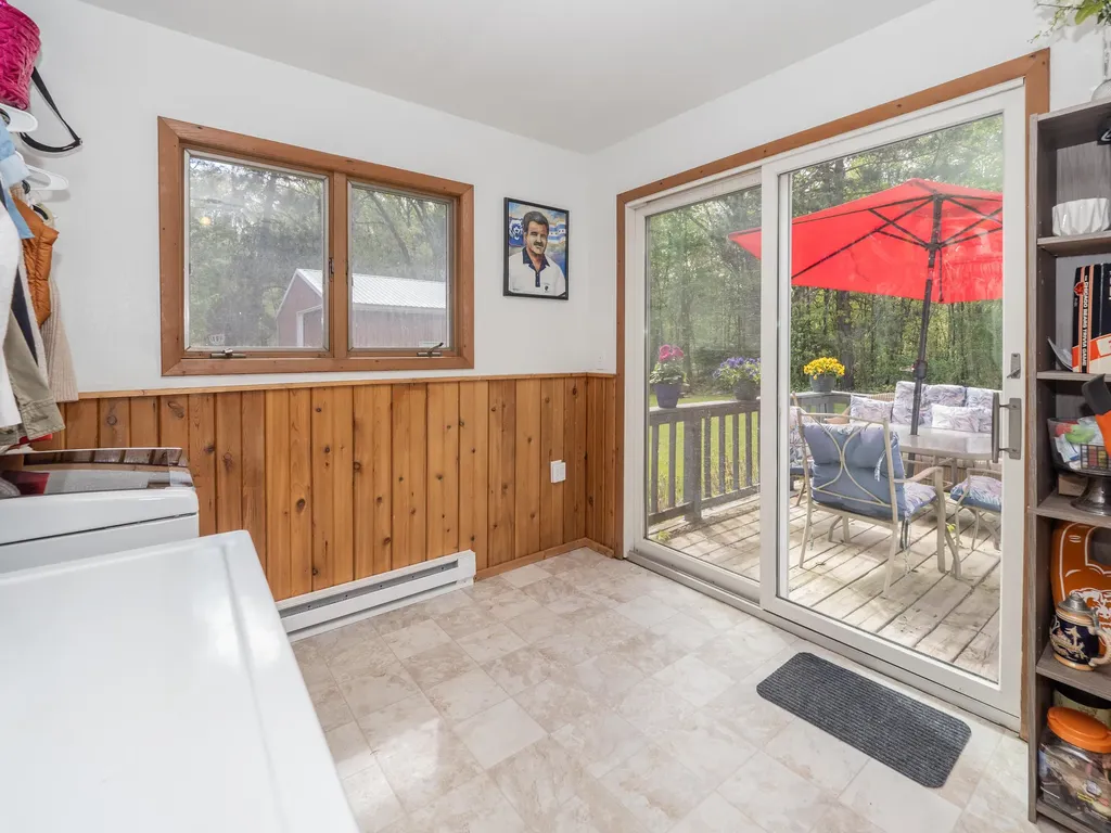 45523 Eleanor Drive Decatur Township MI 49045