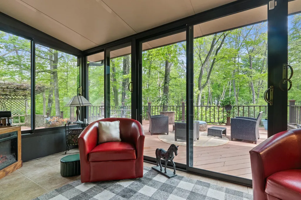 30938 Redfield Street Milton Township MI 49120