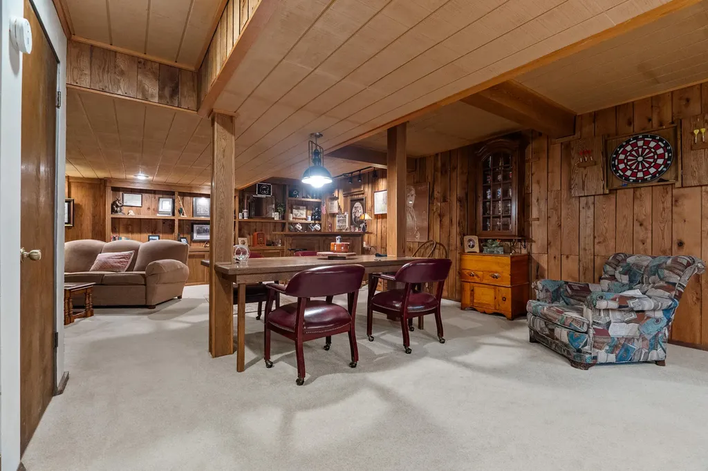 30938 Redfield Street Milton Township MI 49120