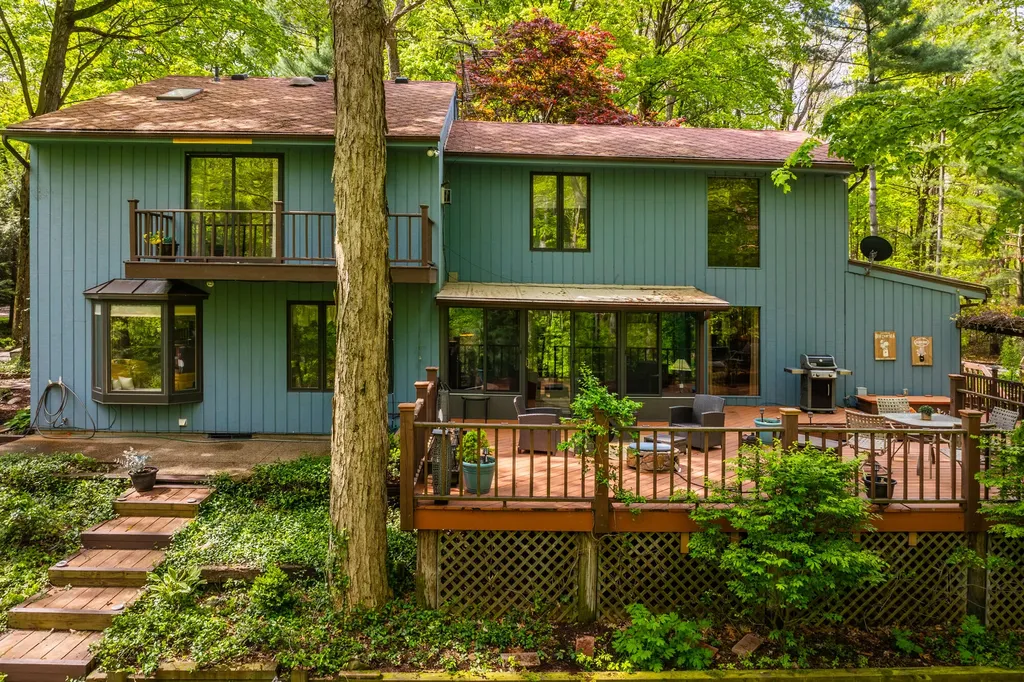 30938 Redfield Street Milton Township MI 49120