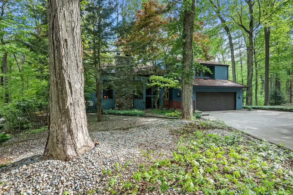30938 Redfield Street Milton Township MI 49120