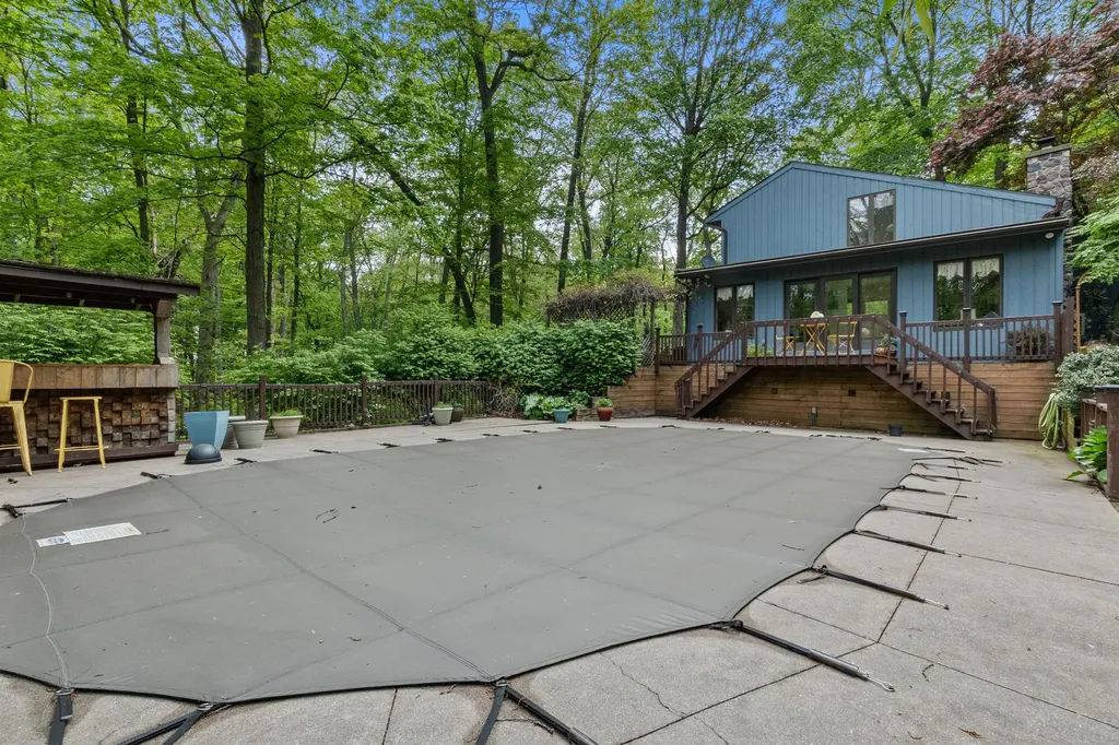 30938 Redfield Street Milton Township MI 49120