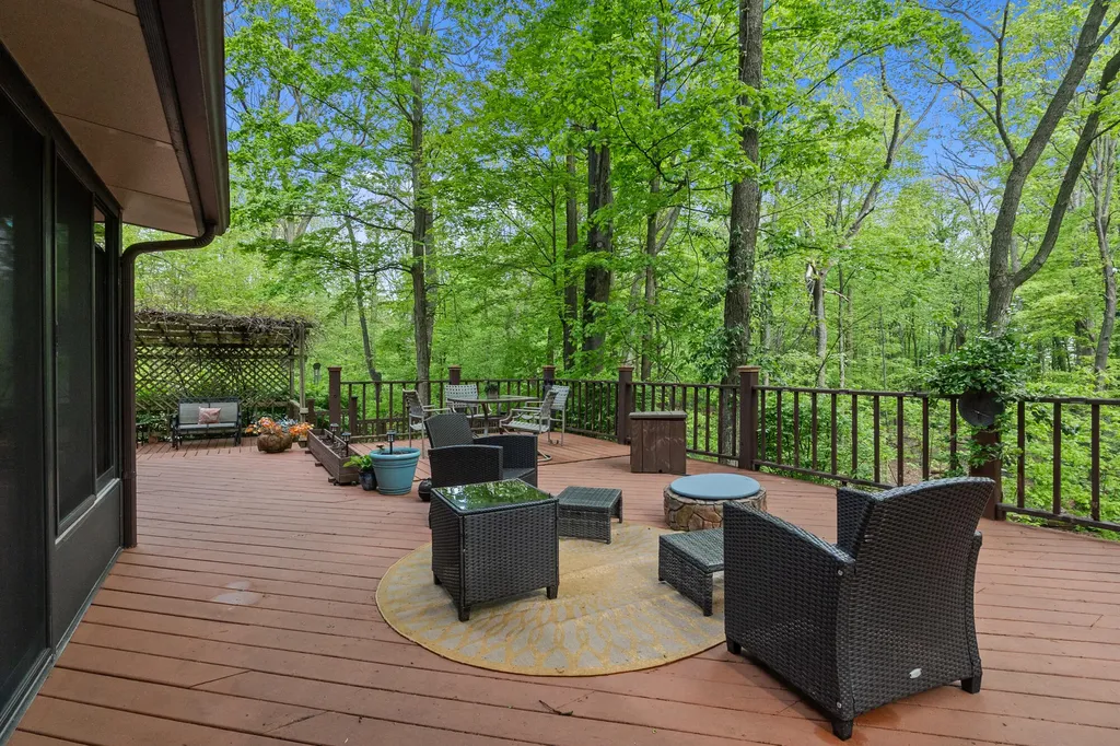 30938 Redfield Street Milton Township MI 49120