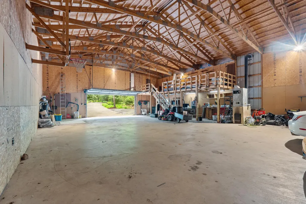 30938 Redfield Street Milton Township MI 49120