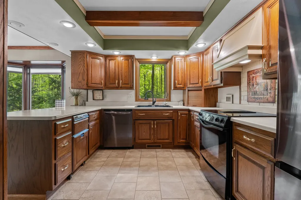 30938 Redfield Street Milton Township MI 49120