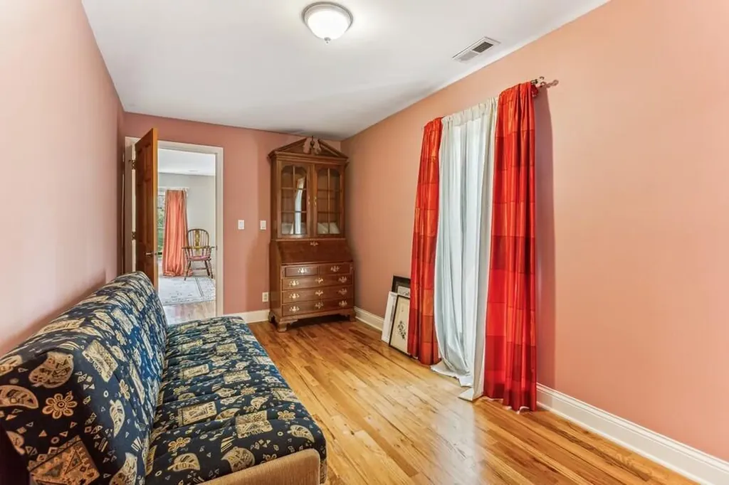 6460 E Galien Buchanan Road Bertrand Township MI 49107