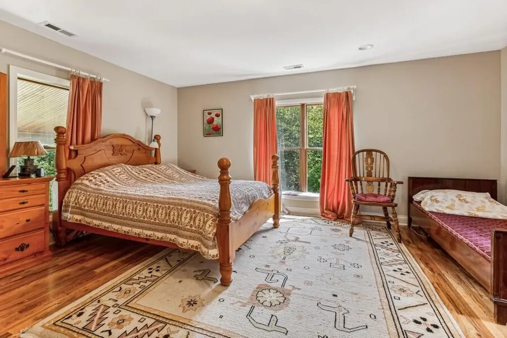6460 E Galien Buchanan Road Bertrand Township MI 49107