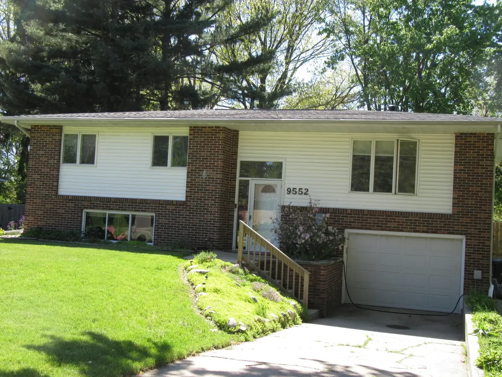 9552 Pine Street Bridgman City MI 49106