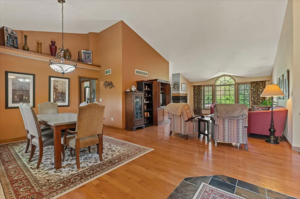 27100 Deerfield Lane Jefferson Township MI 49112