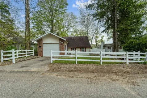 65351 E Peninsula Drive Calvin Township MI 49031