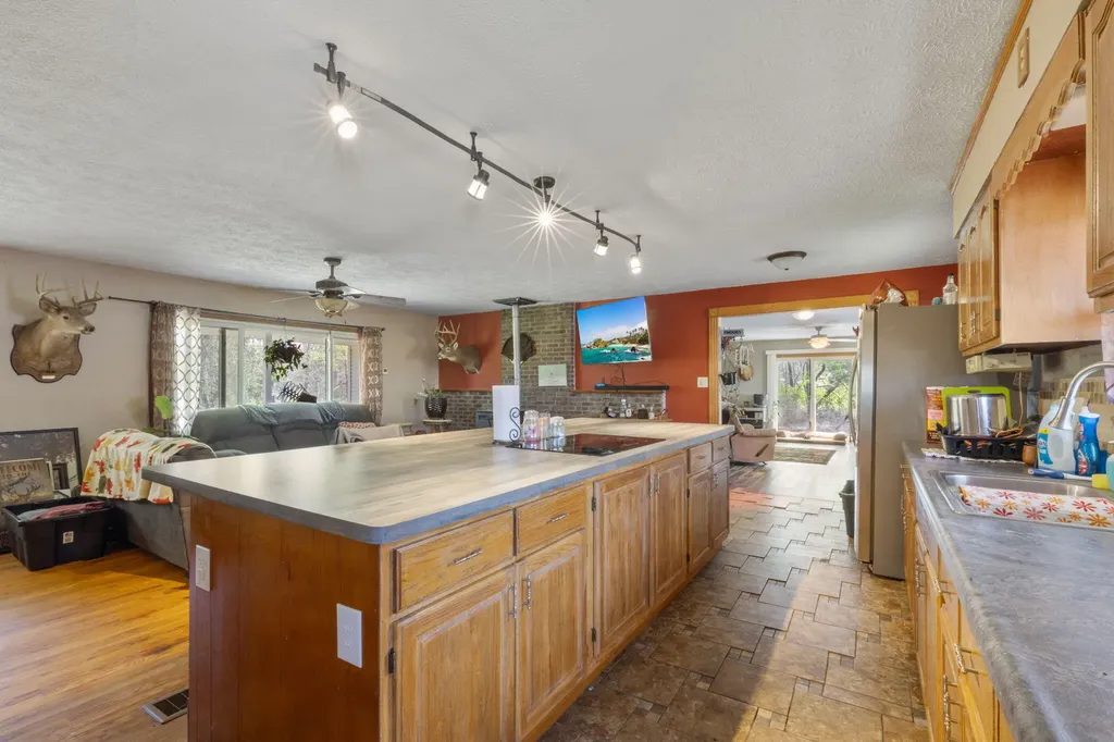 2780 Beebe Road Howard Township MI 49120