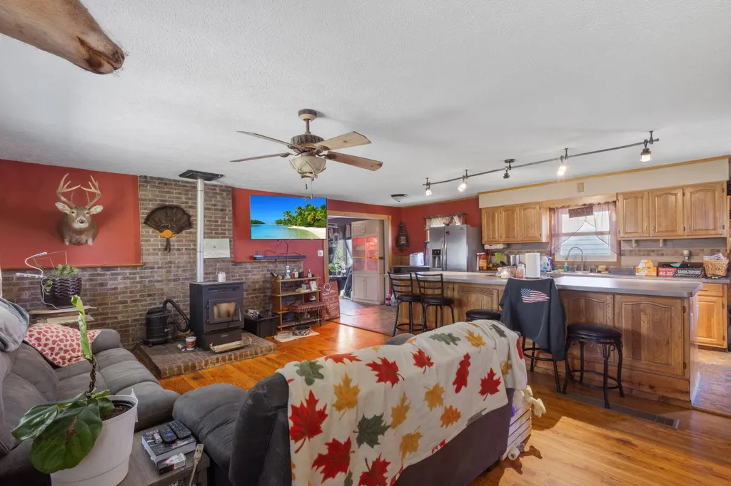 2780 Beebe Road Howard Township MI 49120