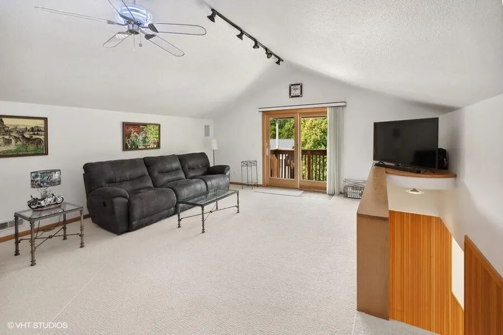 15320 Three Oaks Road Chikaming Township MI 49128