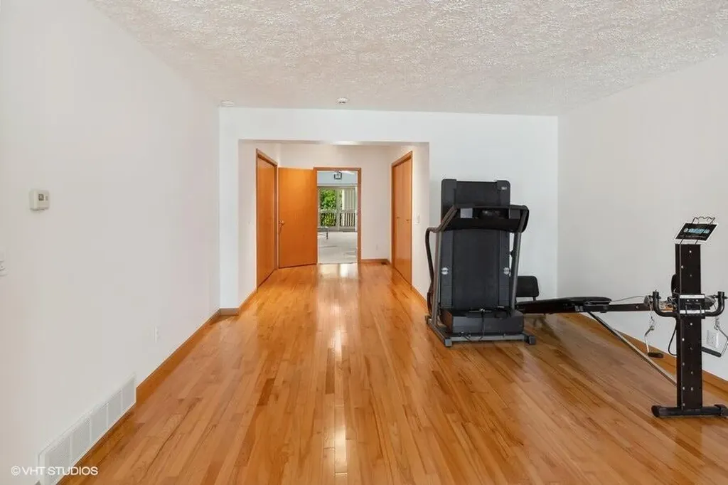 15320 Three Oaks Road Chikaming Township MI 49128