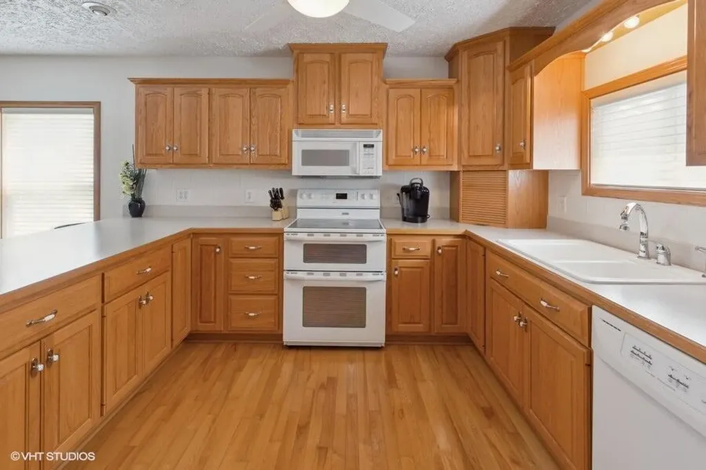 15320 Three Oaks Road Chikaming Township MI 49128