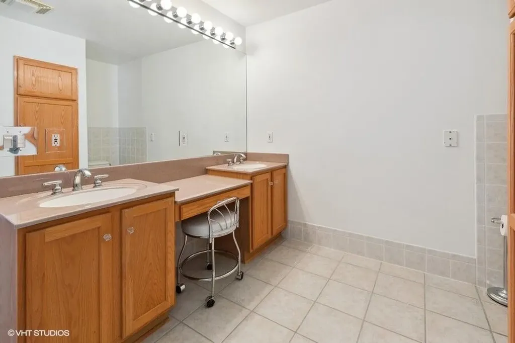 15320 Three Oaks Road Chikaming Township MI 49128