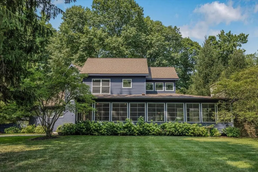 8773 Elm Valley Road Chikaming Township MI 49129