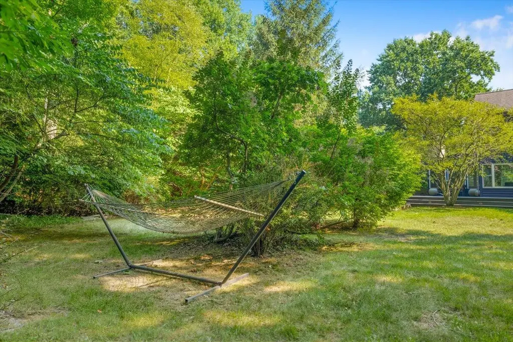 8773 Elm Valley Road Chikaming Township MI 49129