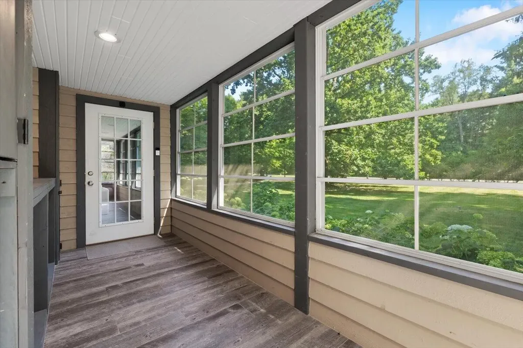 8773 Elm Valley Road Chikaming Township MI 49129