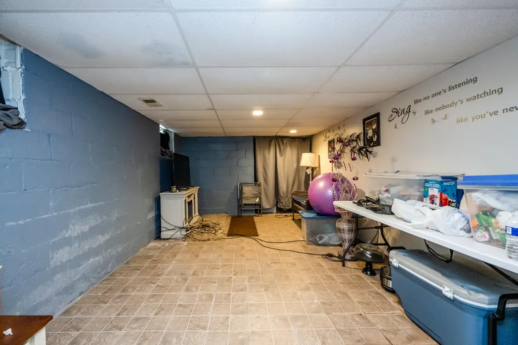 991 Ogden Avenue Benton Harbor City MI 49022