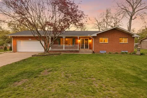 26414 Redfield Street Ontwa Township MI 49112