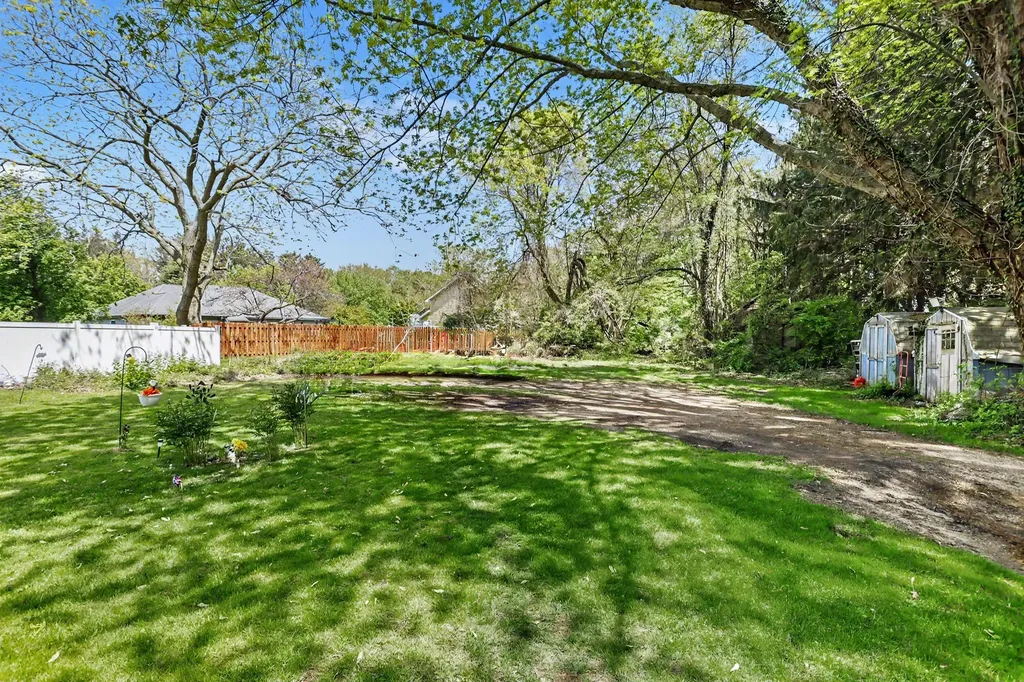 3633 Lakeshore Drive St. Joseph City MI 49085