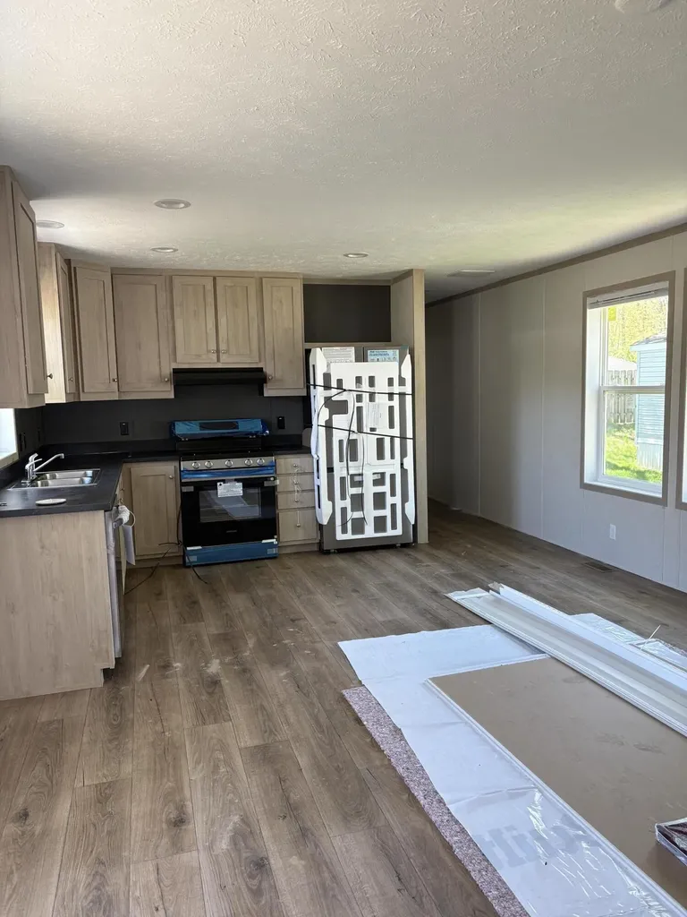 1565 M-63 Benton Charter Township MI 49022